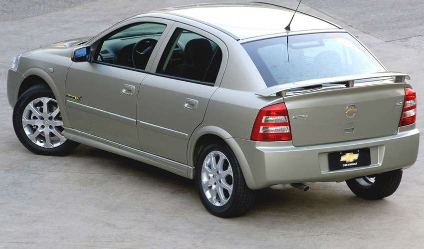Cinco versões legais do Chevrolet Astra que não tivemos no Brasil