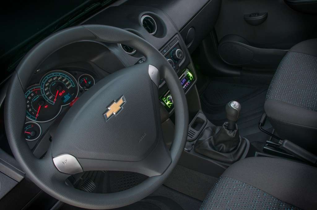 Chevrolet Celta 2014 (4)