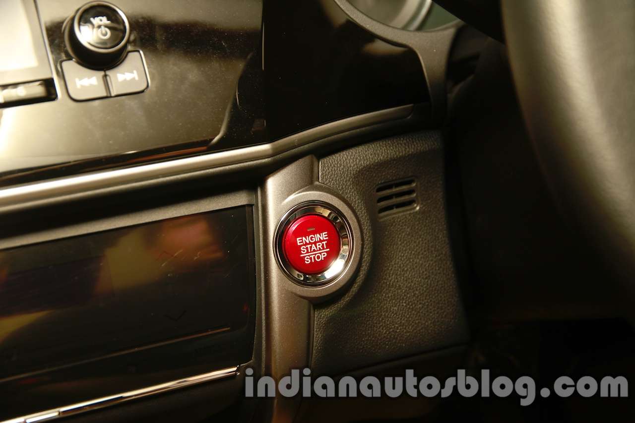 New-Honda-City-engine-start-stop-button