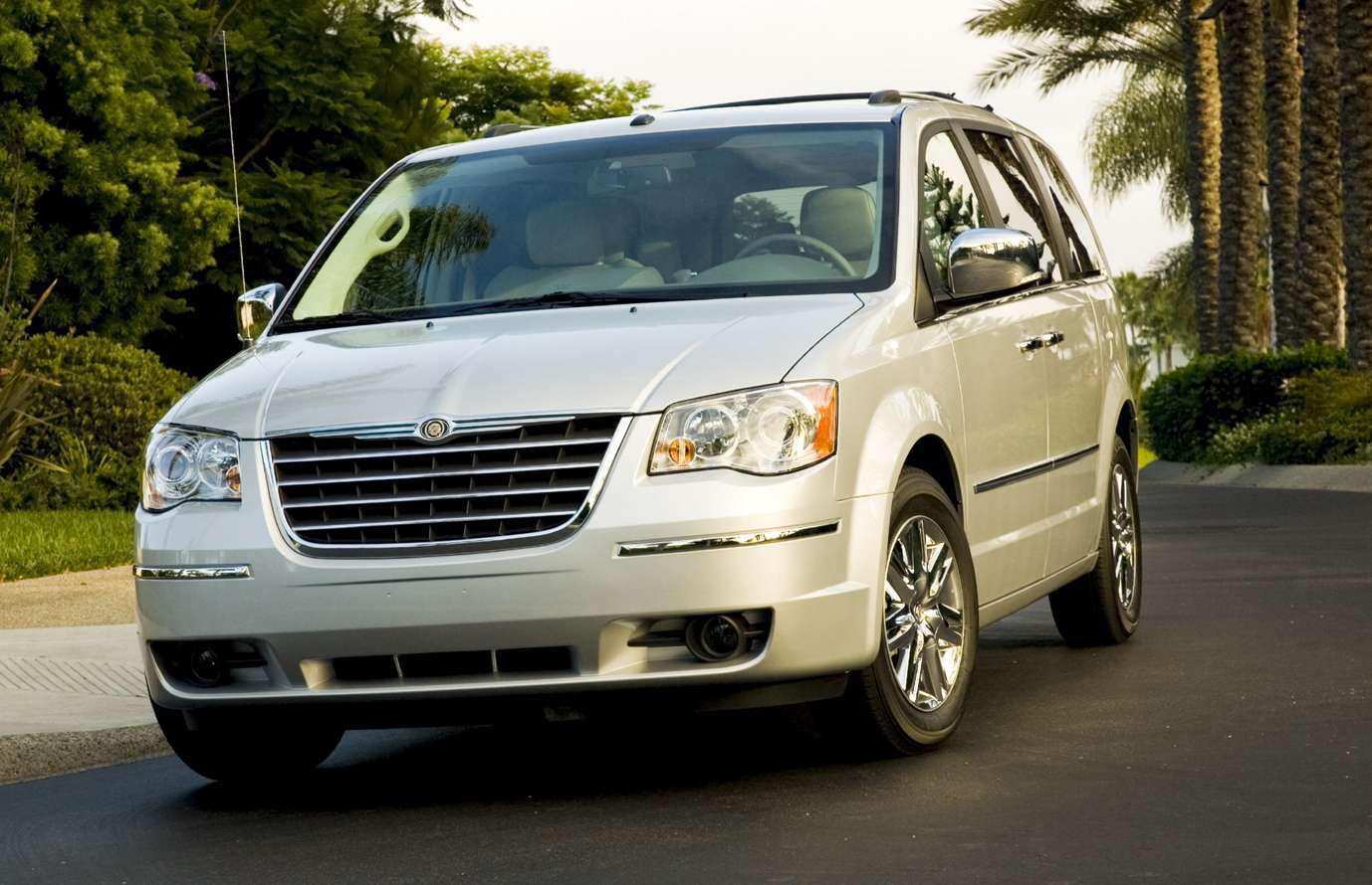 Recall chrysler town country 2008 #2