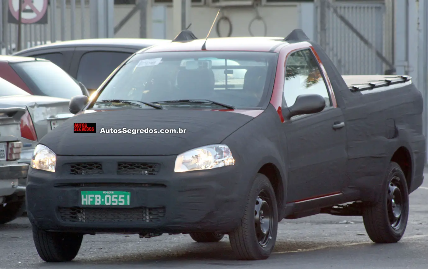 Flagra da novíssima Fiat Strada 2014 - Autos Segredos