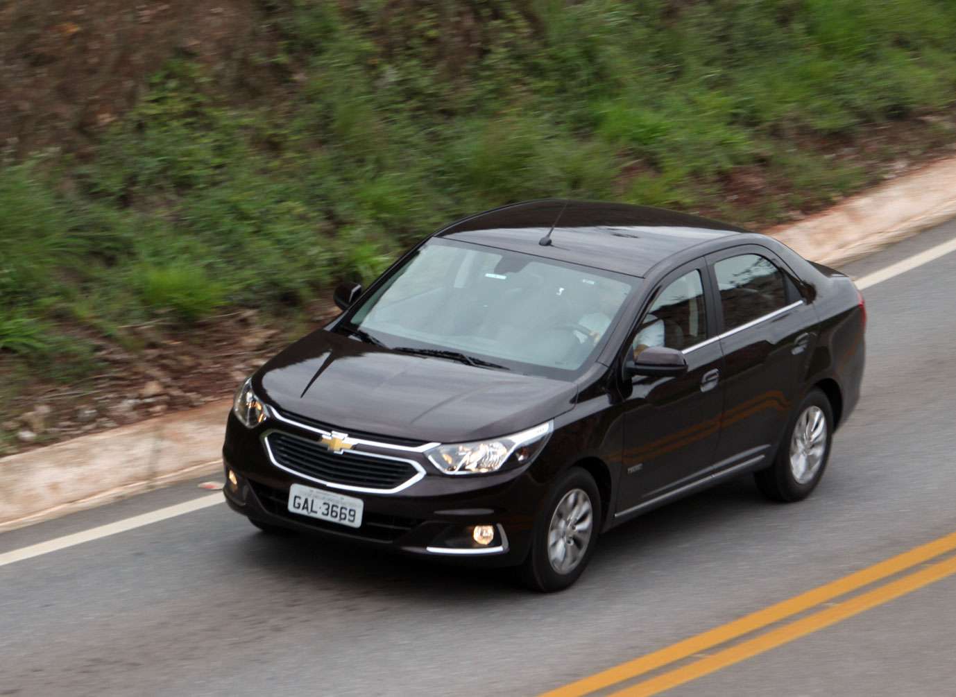 Chevrolet Cobalt 2016 traz novo design, sofisticação e mais conectividade  com OnStar e MyLink 2